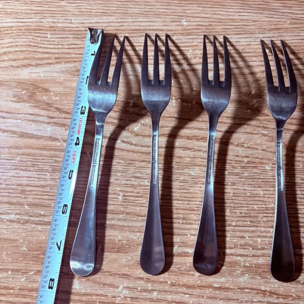 4 Northland Oneida Post Road Stainless Dinner Forks Korea #10